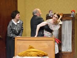 Teatro Adultos. La Garnacha Teatro: "El cuarto de Verónica”.