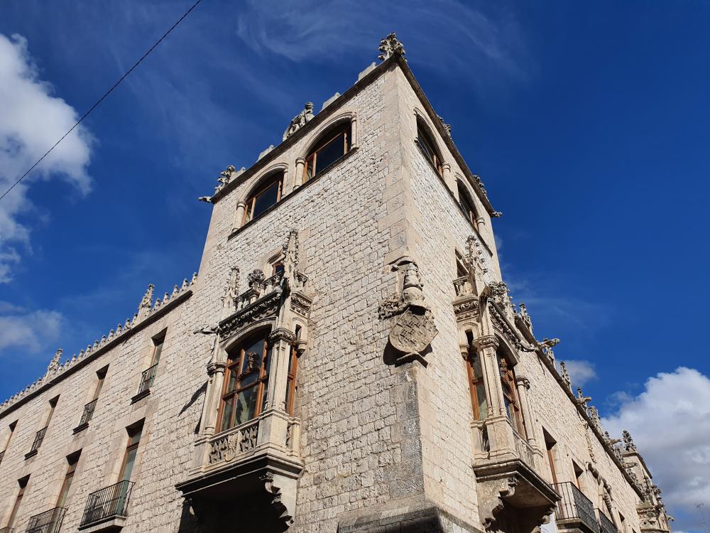 Imagen La ville des nobles et des marchands